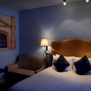 Queen Room 2nd Floor
